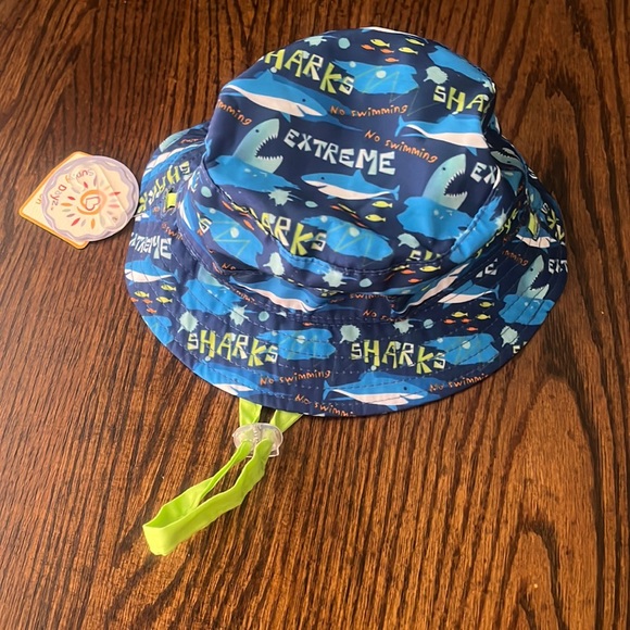 🆕 Reversible UPF Baby Bucket Hat - Picture 3 of 7